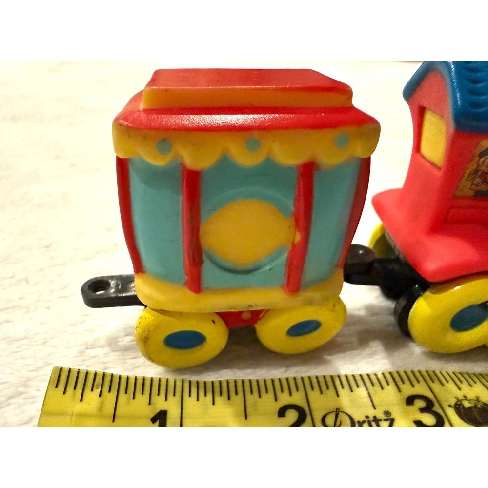 Vintage 1981 Playmates Clown Circus‎ Train Plastic Toy Red Yellow Blue 2pc Set